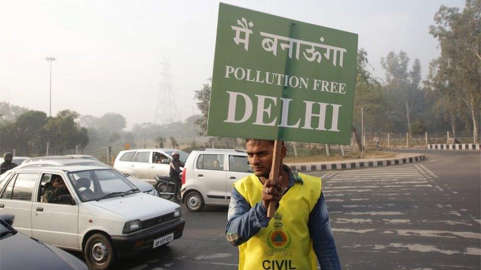 Delhi’s Anti-Pollution Policy Fails to Reduce Vehicle Numbers